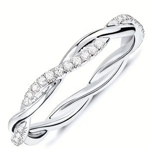 Twisted Cubic Zirconia Ring
Size 6